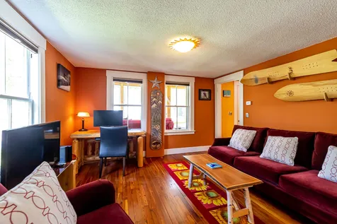 21 Coolidge Street Lincoln NH 03251