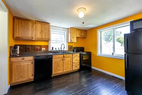 21 Coolidge Street Lincoln NH 03251