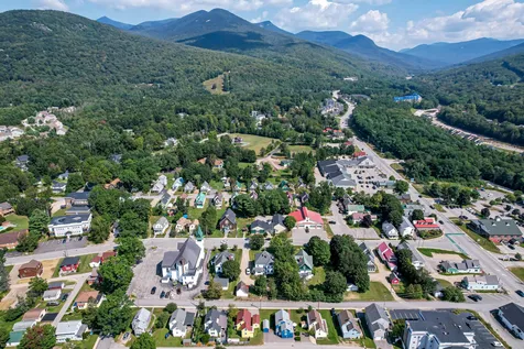 21 Coolidge Street Lincoln NH 03251