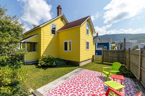 21 Coolidge Street Lincoln NH 03251