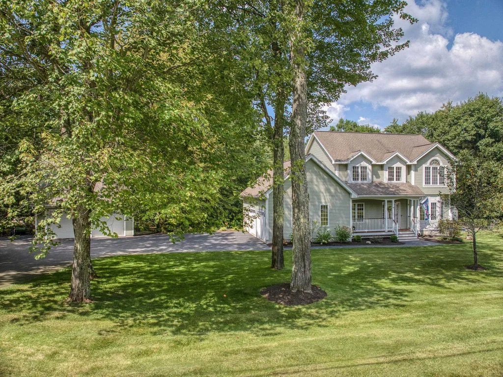 45 Connemara Drive Chichester NH 03258