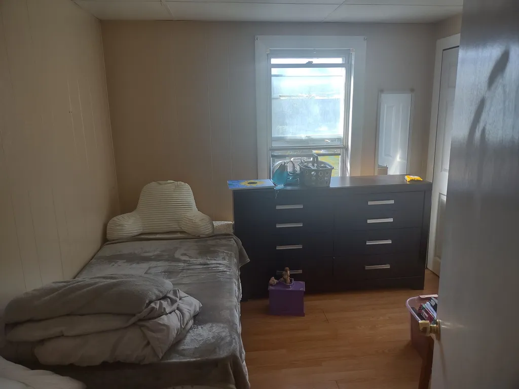 924 Clay Street Manchester NH 03103
