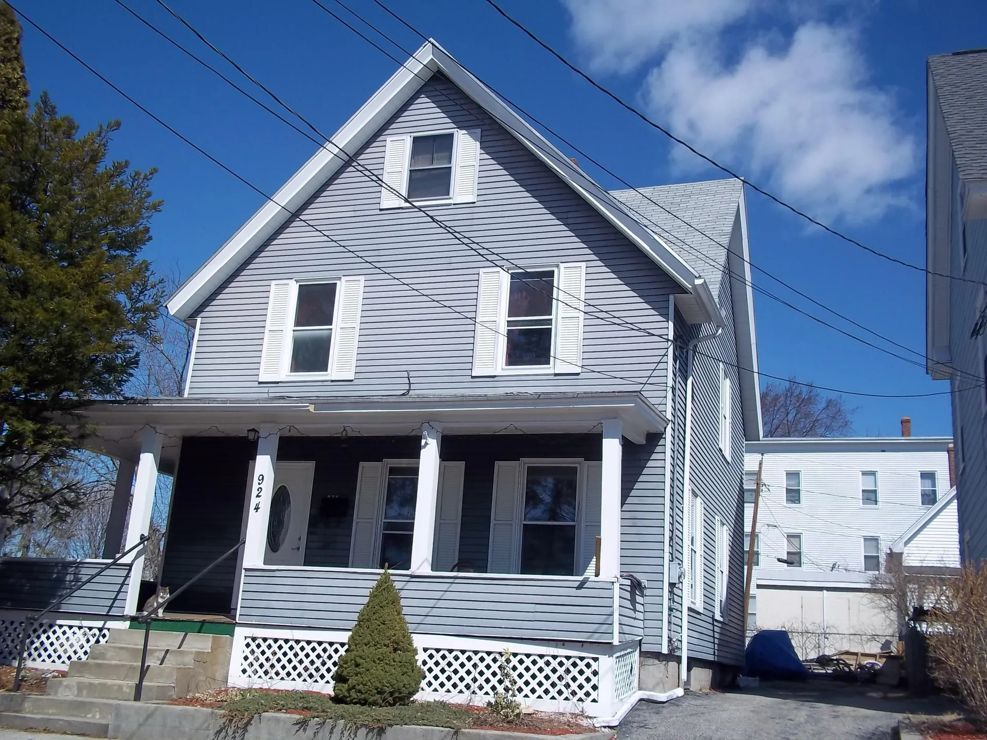 924 Clay Street Manchester NH 03103
