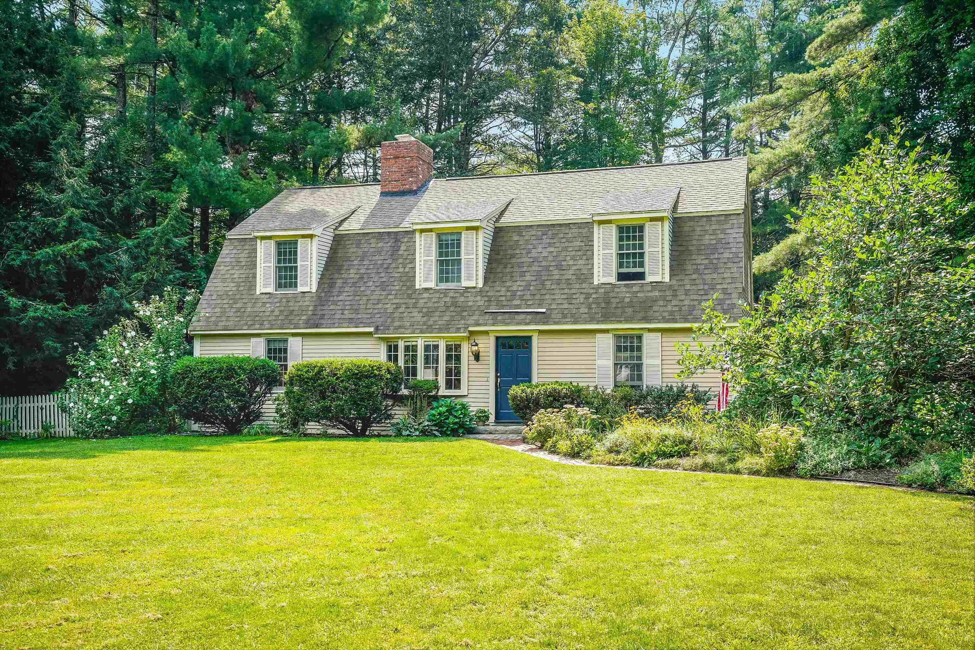 1 Thatcher Drive Amherst NH 03031