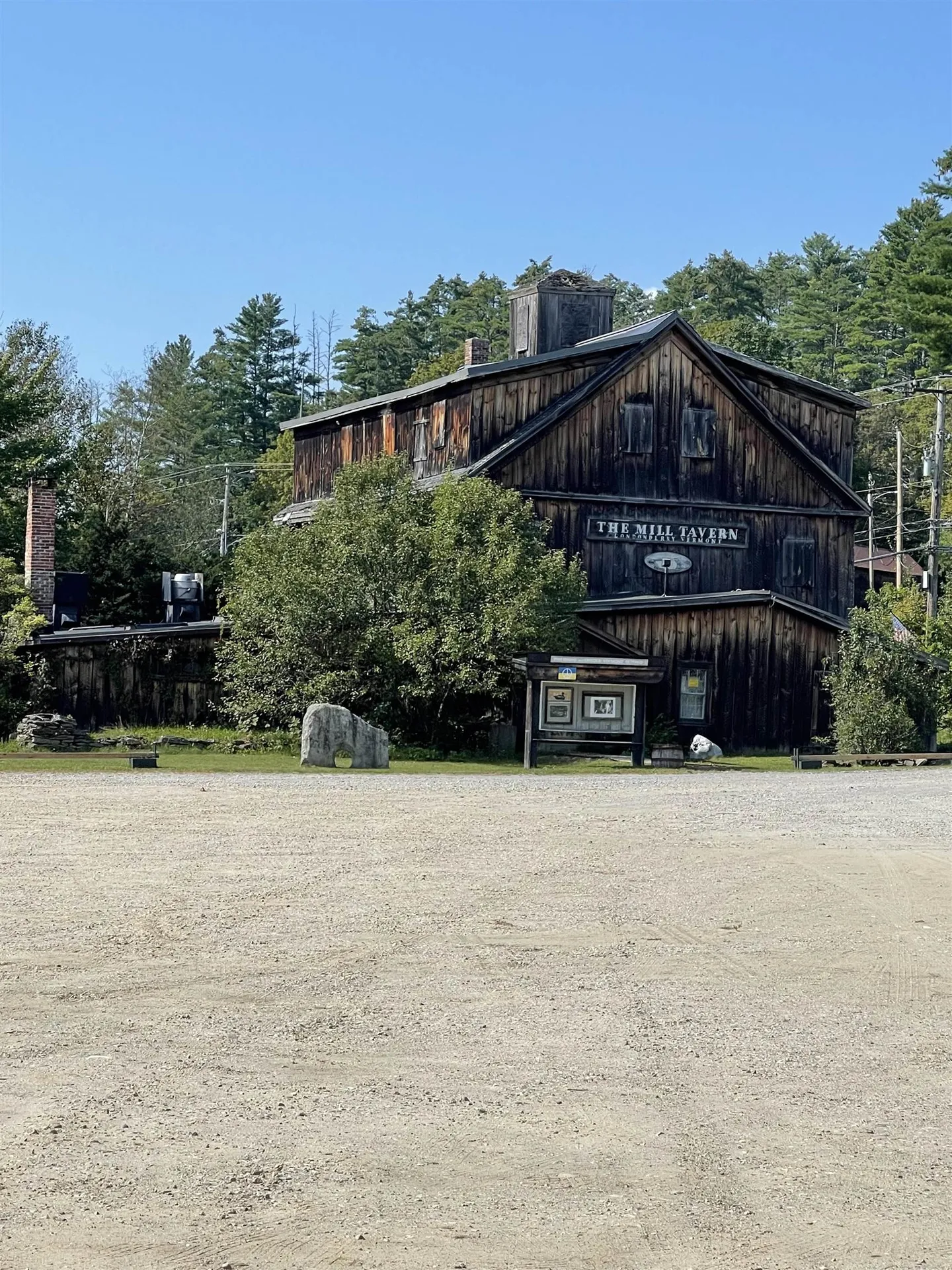 2242 North Main Street Londonderry VT 05148