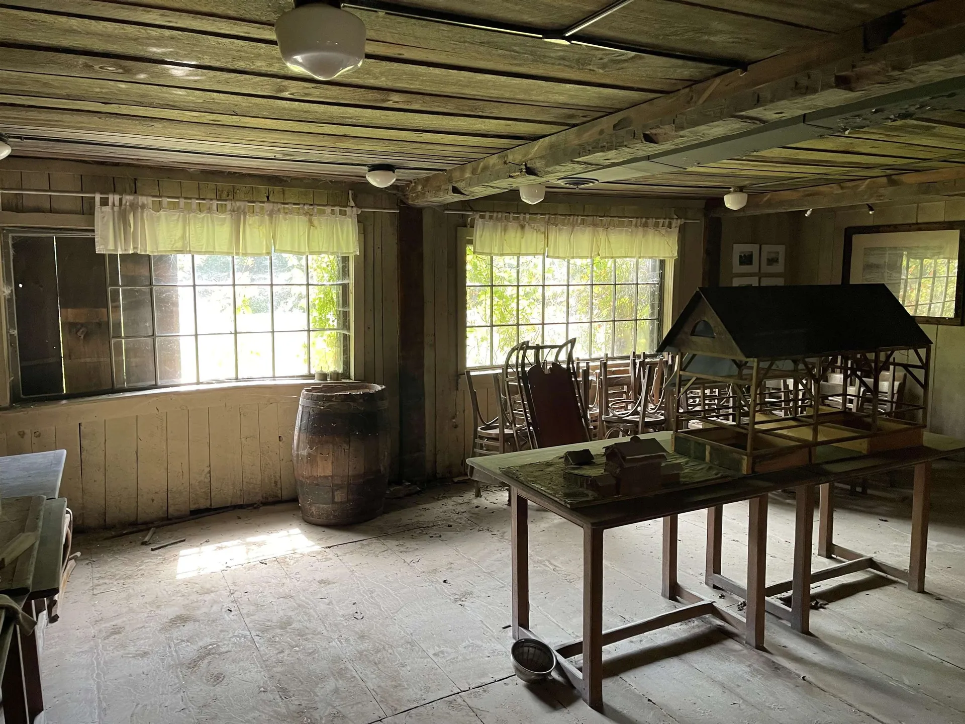 2242 North Main Street Londonderry VT 05148