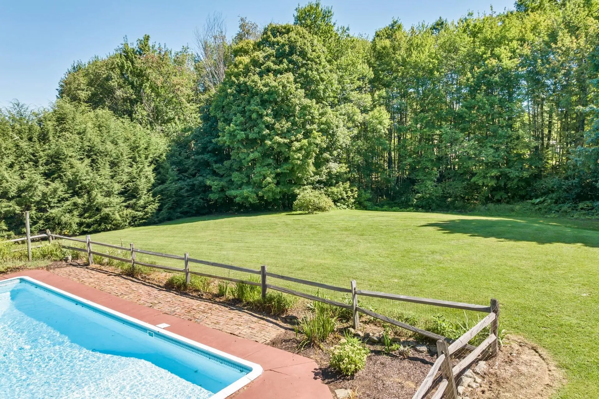 136 Old Prescott Hill Road Laconia NH 03246