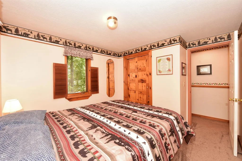 44 Oak Ridge Road Madison NH 03849