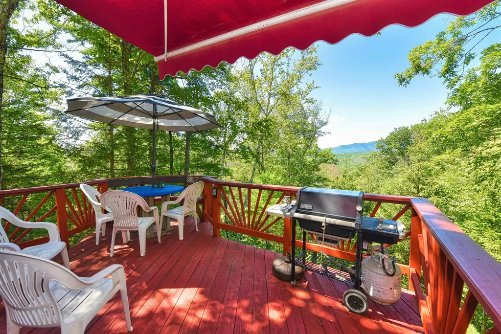44 Oak Ridge Road Madison NH 03849