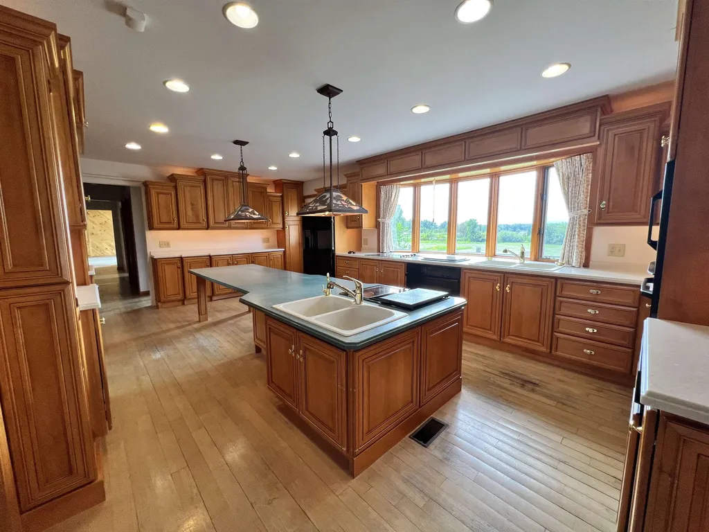 515 Greenbush Road Ferrisburgh VT 05456
