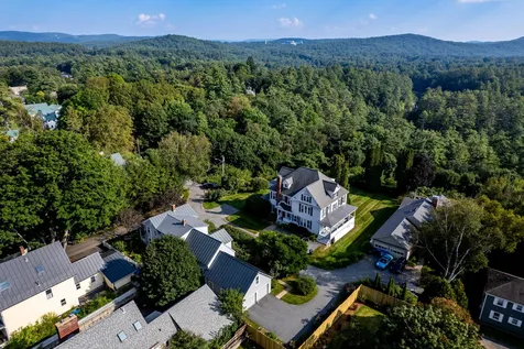 8 Pleasant Street Hanover NH 03755