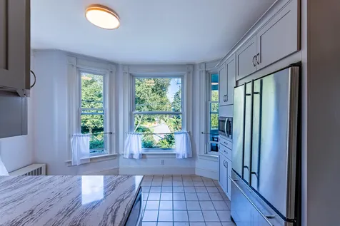 8 Pleasant Street Hanover NH 03755