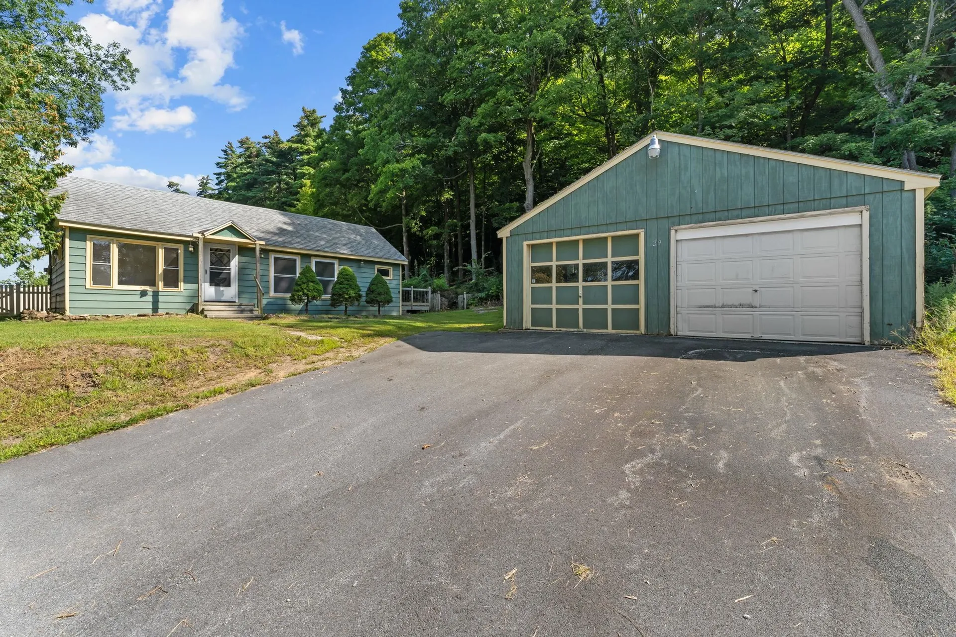 29 Bean Road Colchester VT 05446
