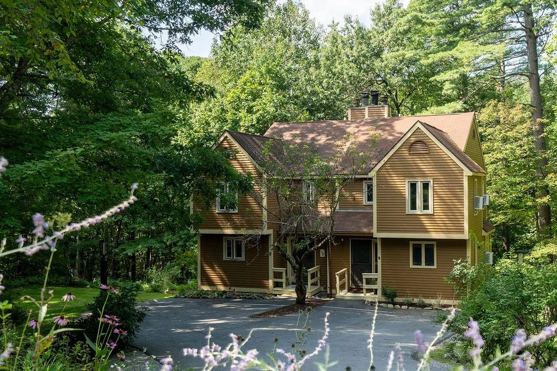 54b Lindsey Way Goffstown NH 03045