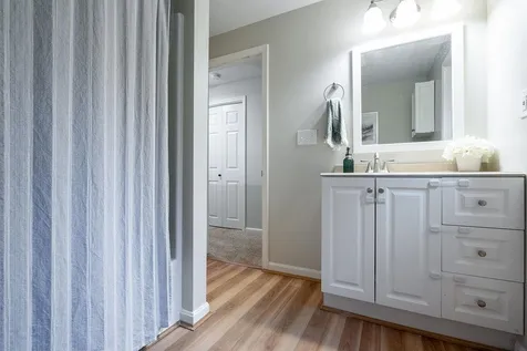 54b Lindsey Way Goffstown NH 03045