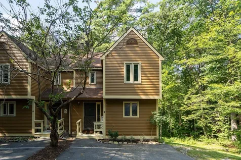 54b Lindsey Way Goffstown NH 03045