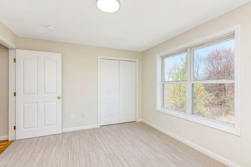 69 Claire Pointe Road Burlington VT 05408