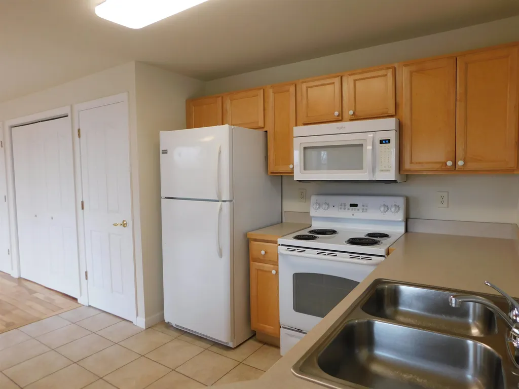 69 Claire Pointe Road Burlington VT 05408