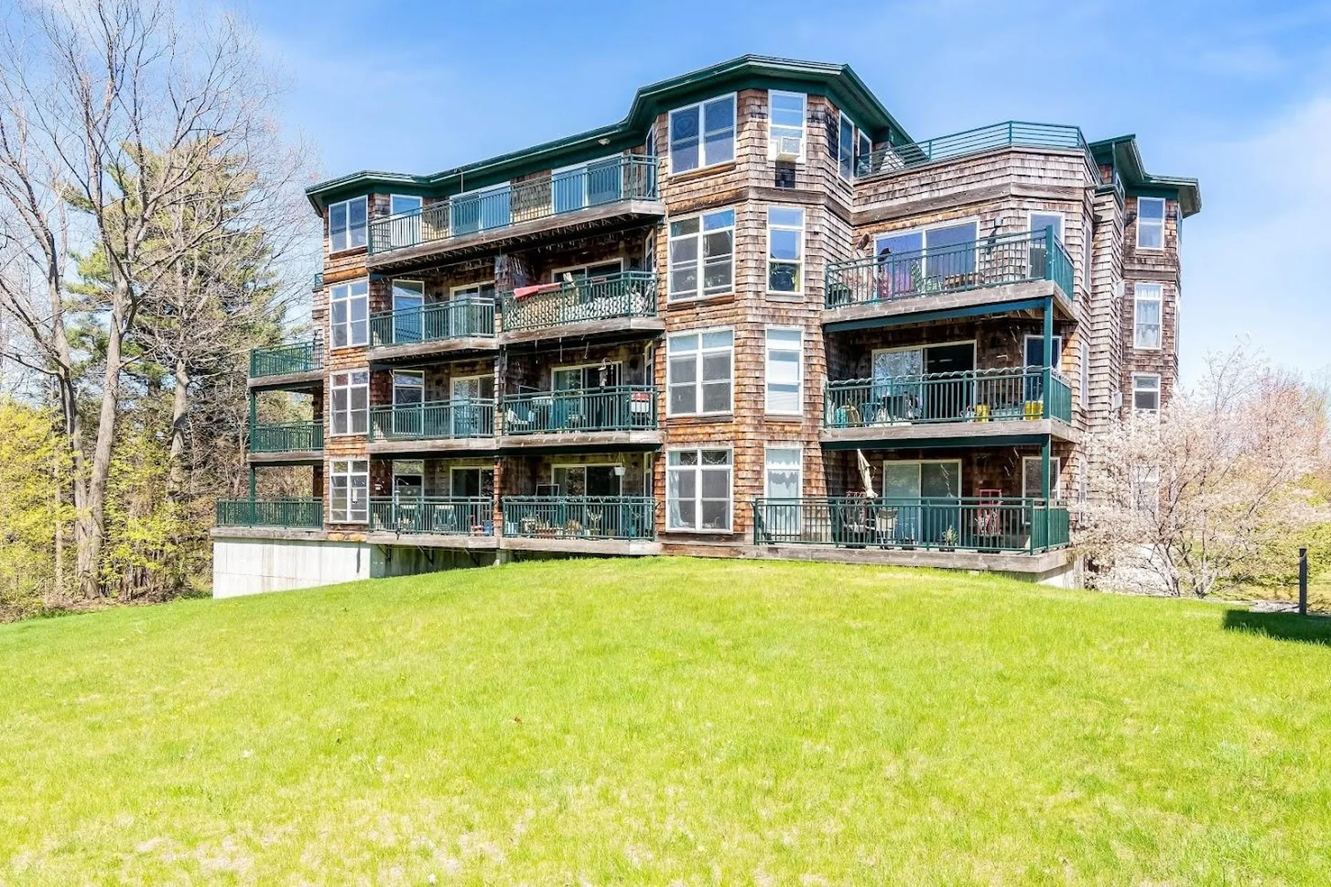 69 Claire Pointe Road Burlington VT 05408