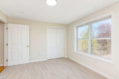 69 Claire Pointe Road Burlington VT 05408