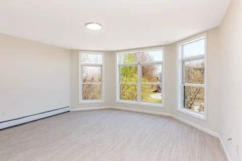 69 Claire Pointe Road Burlington VT 05408