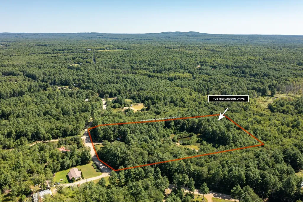 108 Ricahrdson Drive Lebanon ME 04027