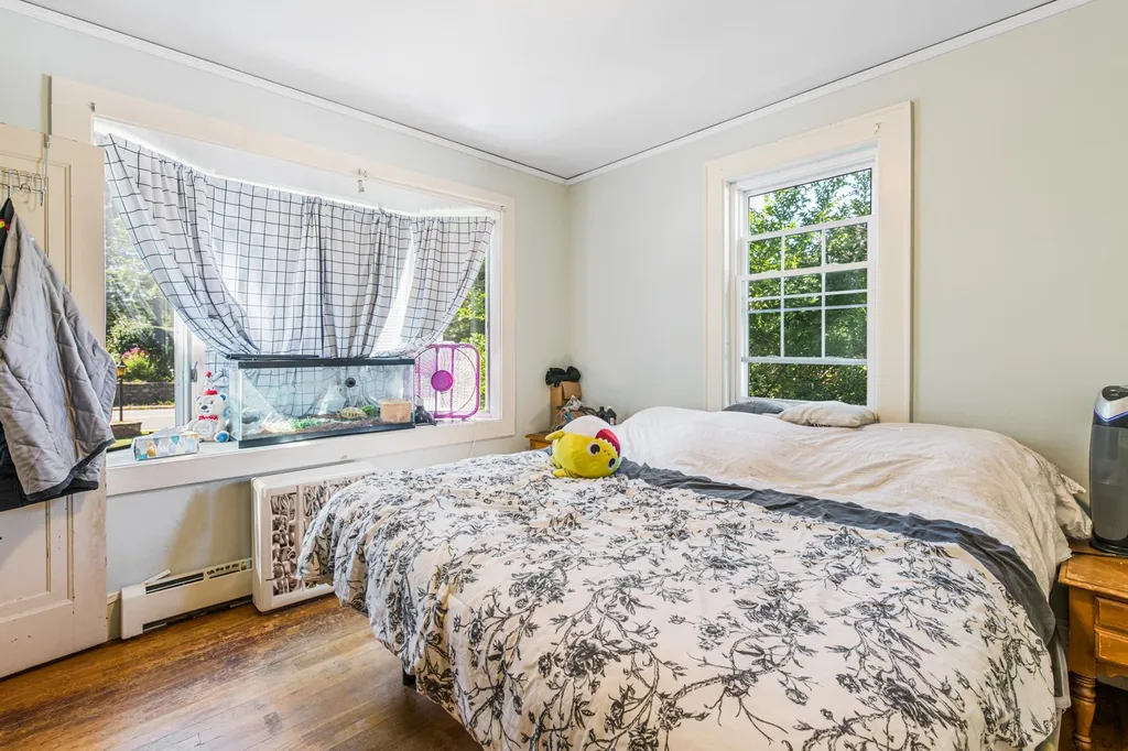 10 Greenfield Road Bennington NH 03442