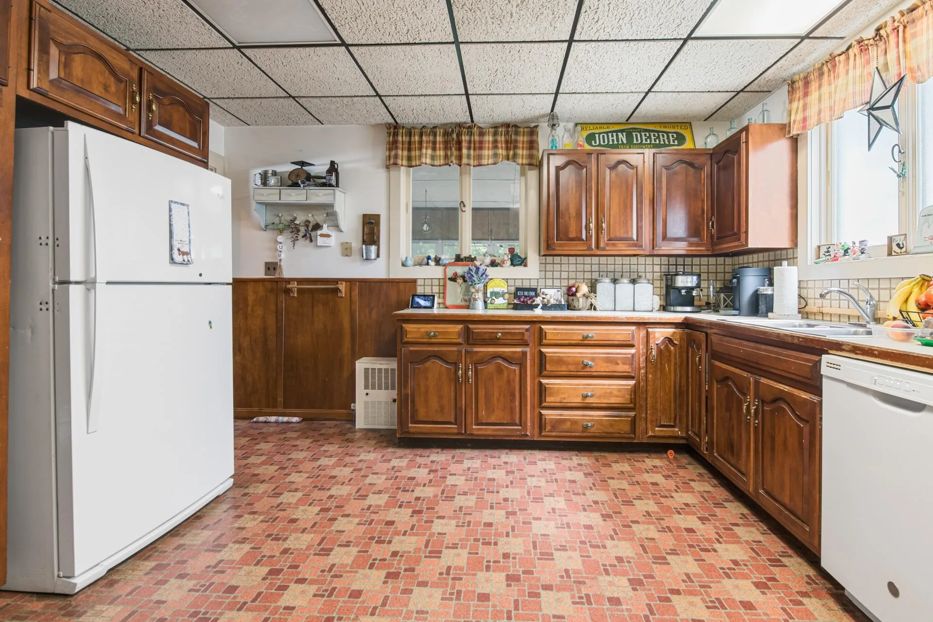 10 Greenfield Road Bennington NH 03442