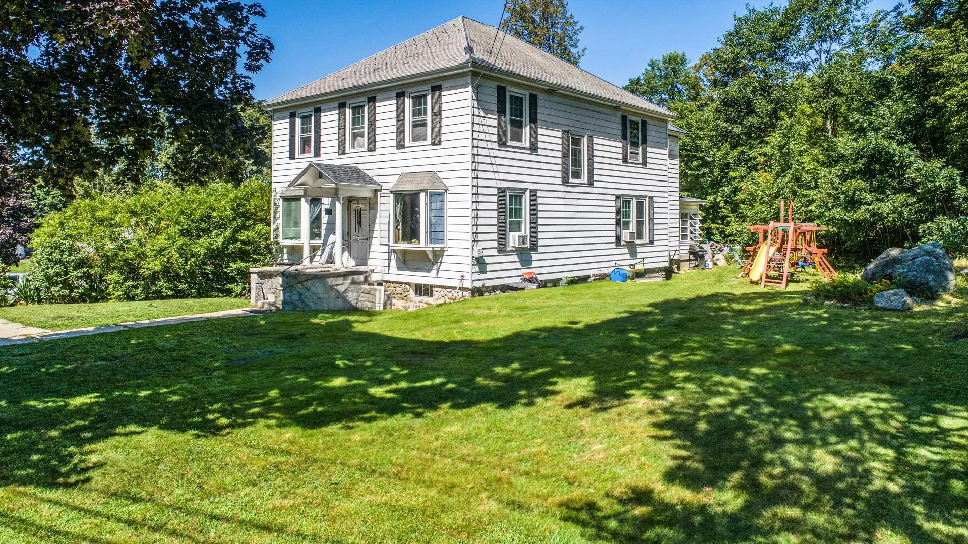 10 Greenfield Road Bennington NH 03442
