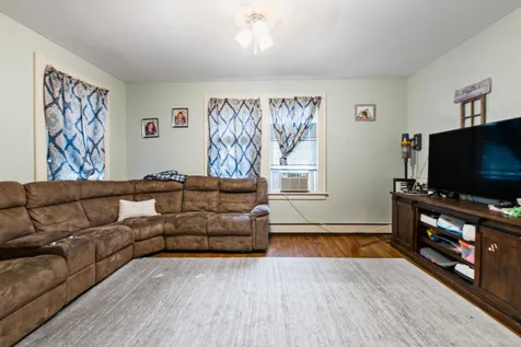 10 Greenfield Road Bennington NH 03442