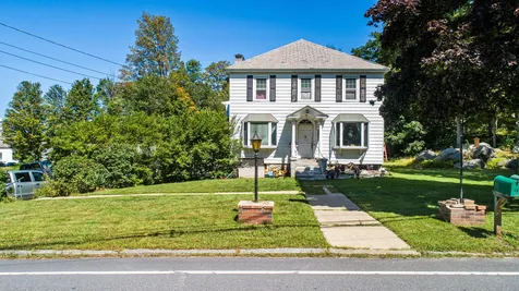 10 Greenfield Road Bennington NH 03442