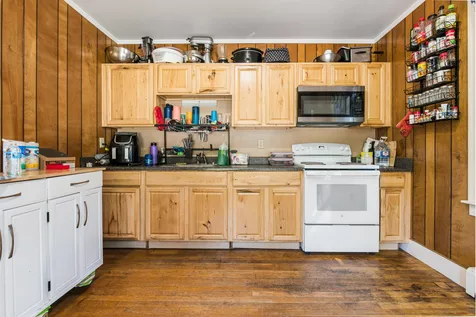 10 Greenfield Road Bennington NH 03442