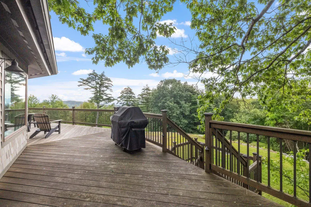 16 Morgan Road Meredith NH 03253