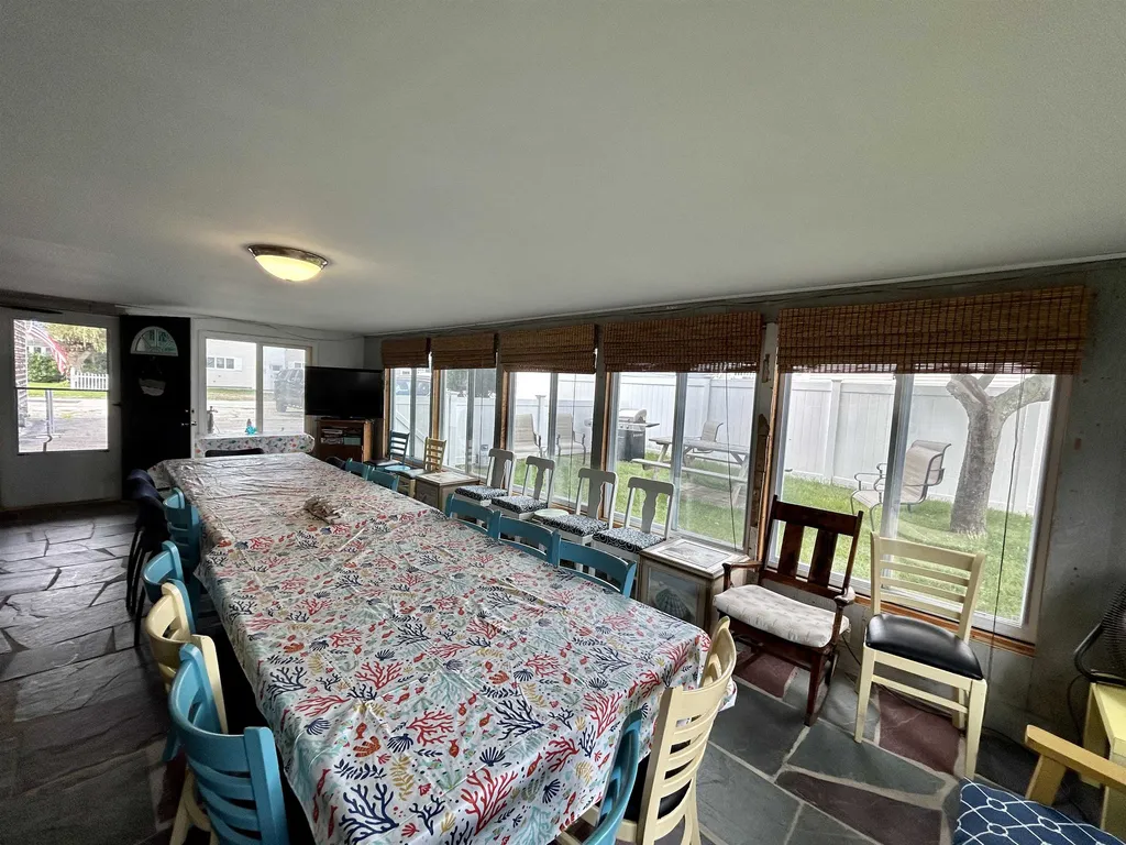 55 Woodstock Street Hampton NH 03842