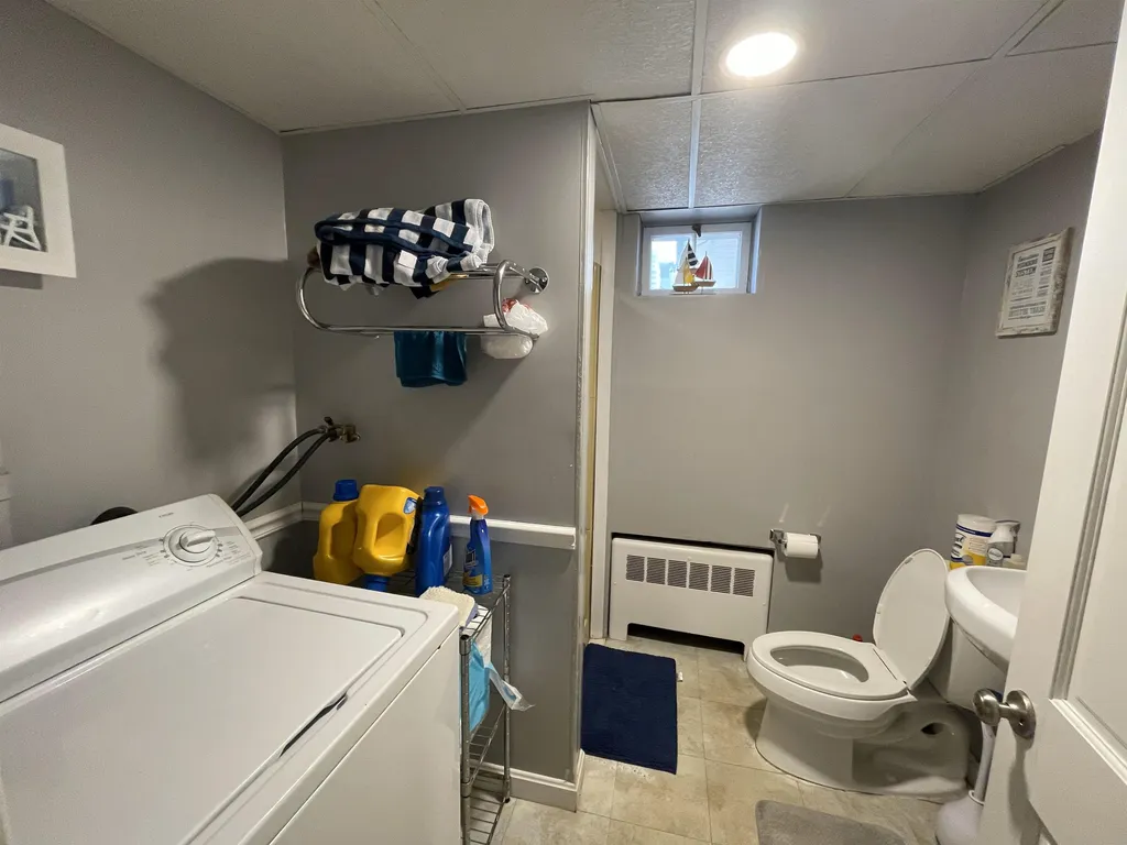 55 Woodstock Street Hampton NH 03842