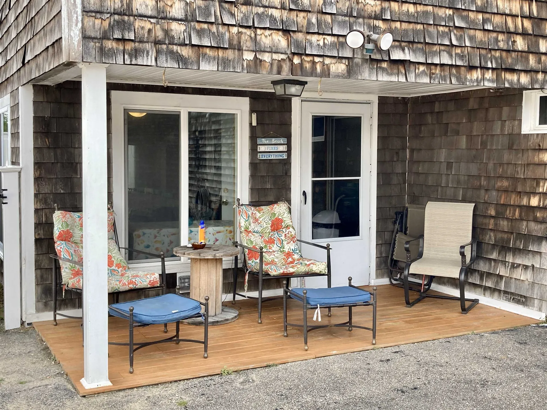 55 Woodstock Street Hampton NH 03842