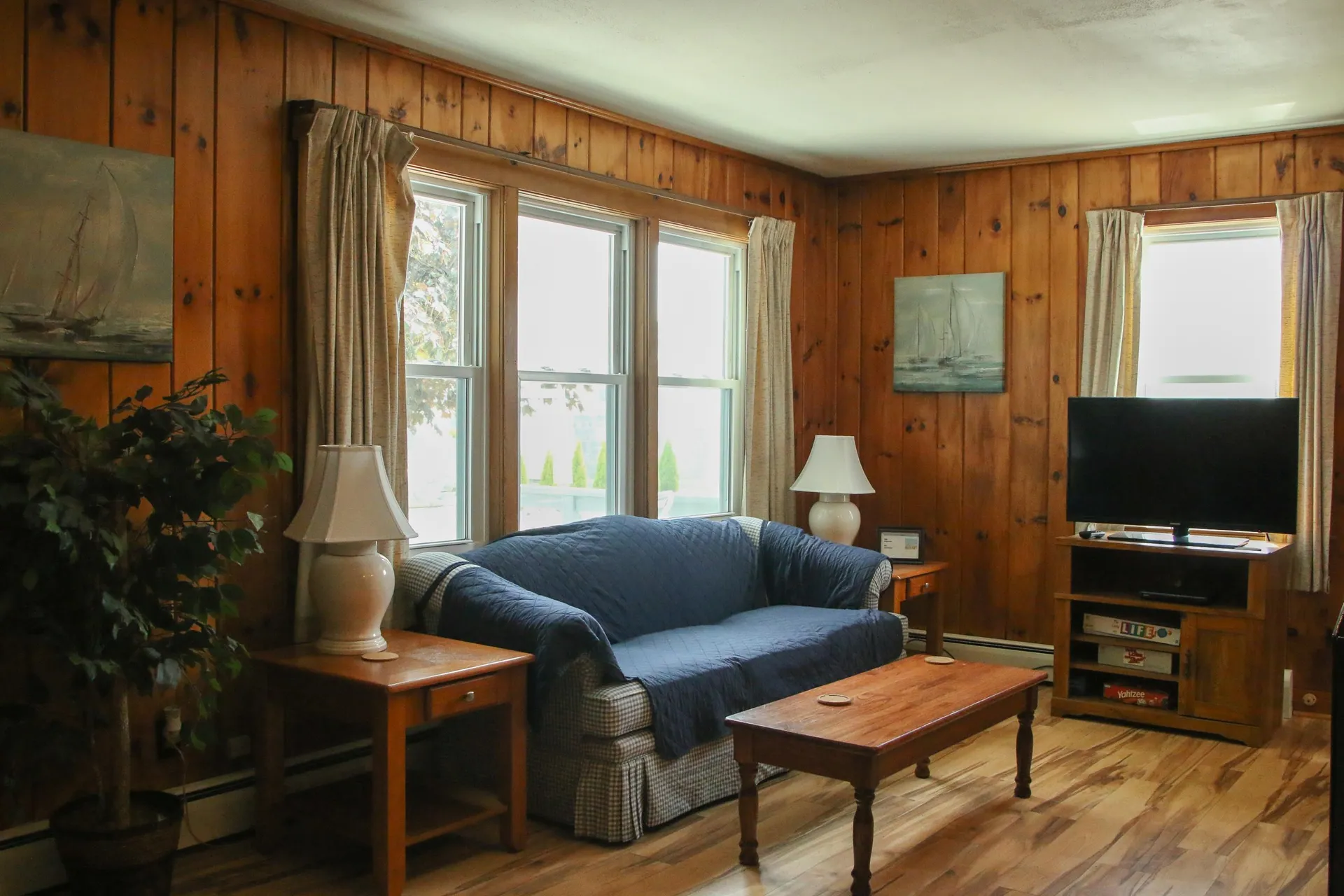 55 Woodstock Street Hampton NH 03842