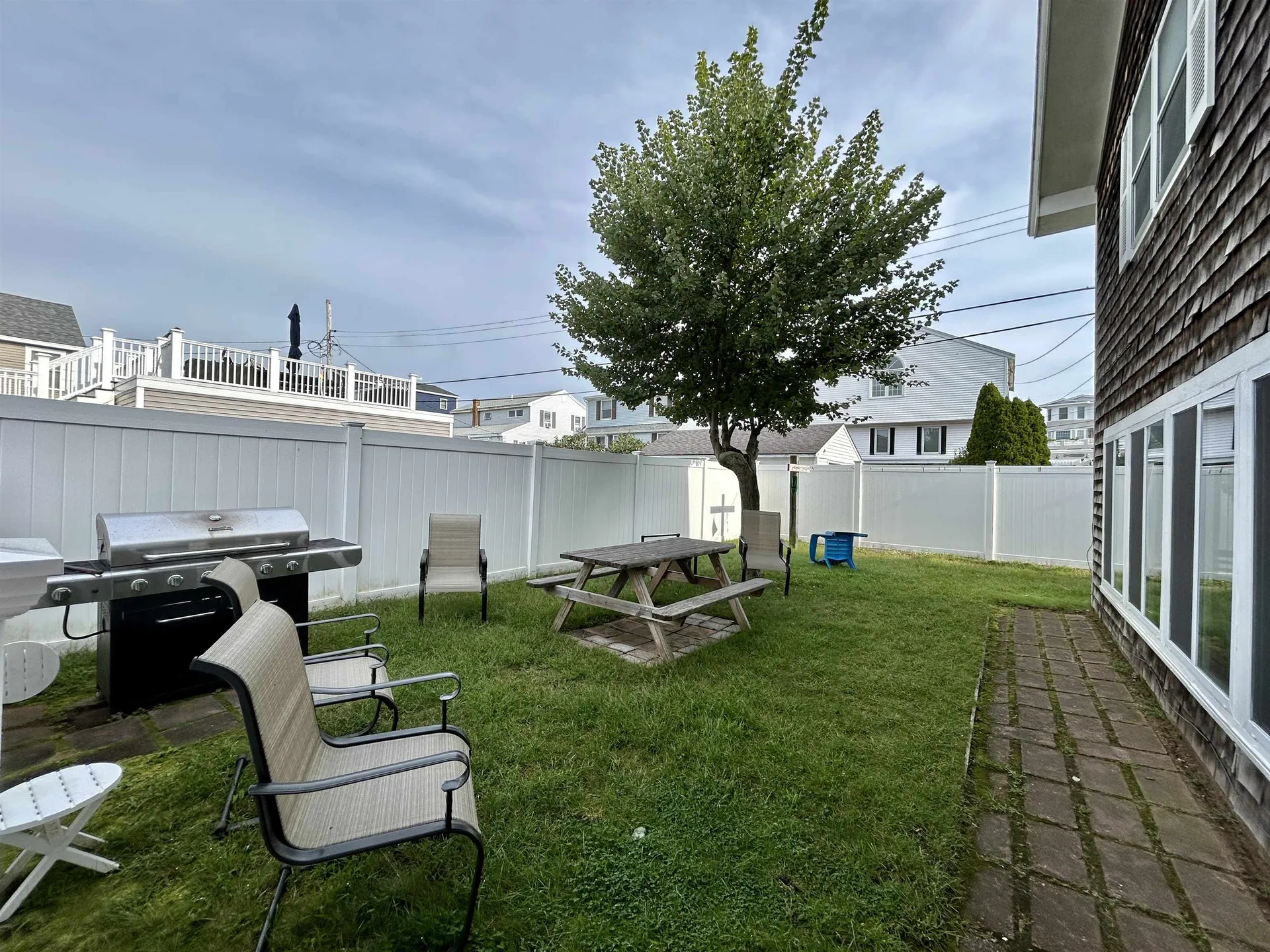 55 Woodstock Street Hampton NH 03842