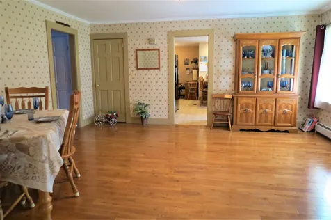 64 Maple Street Chester VT 05143