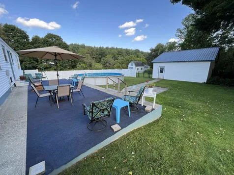 64 Maple Street Chester VT 05143