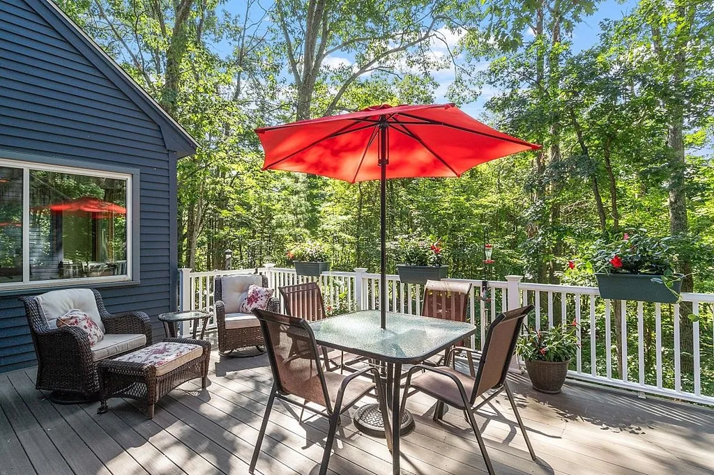 15 Oxbow Lane Derry NH 03038