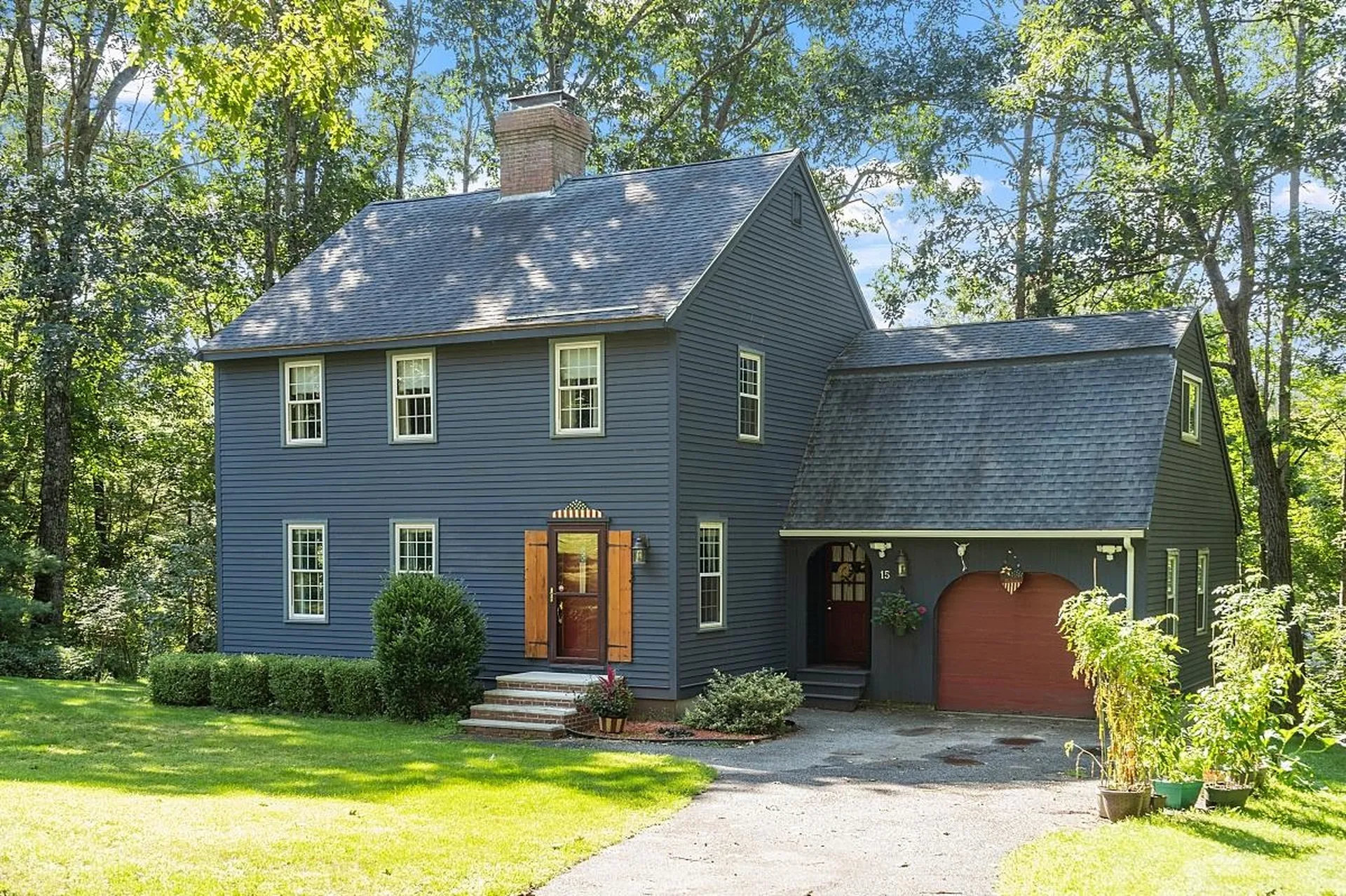 15 Oxbow Lane Derry NH 03038
