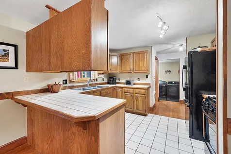 15 Oxbow Lane Derry NH 03038