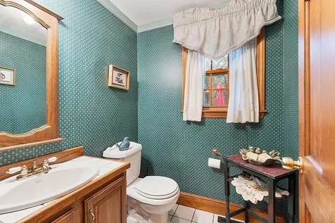 15 Oxbow Lane Derry NH 03038