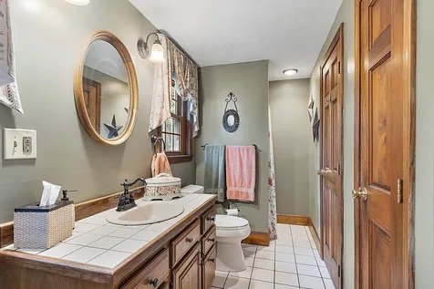 15 Oxbow Lane Derry NH 03038
