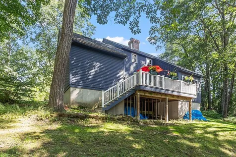 15 Oxbow Lane Derry NH 03038