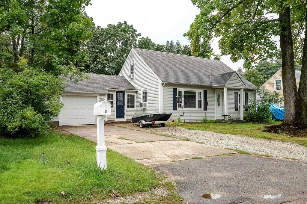 38 Jenness Street Rochester NH 03867