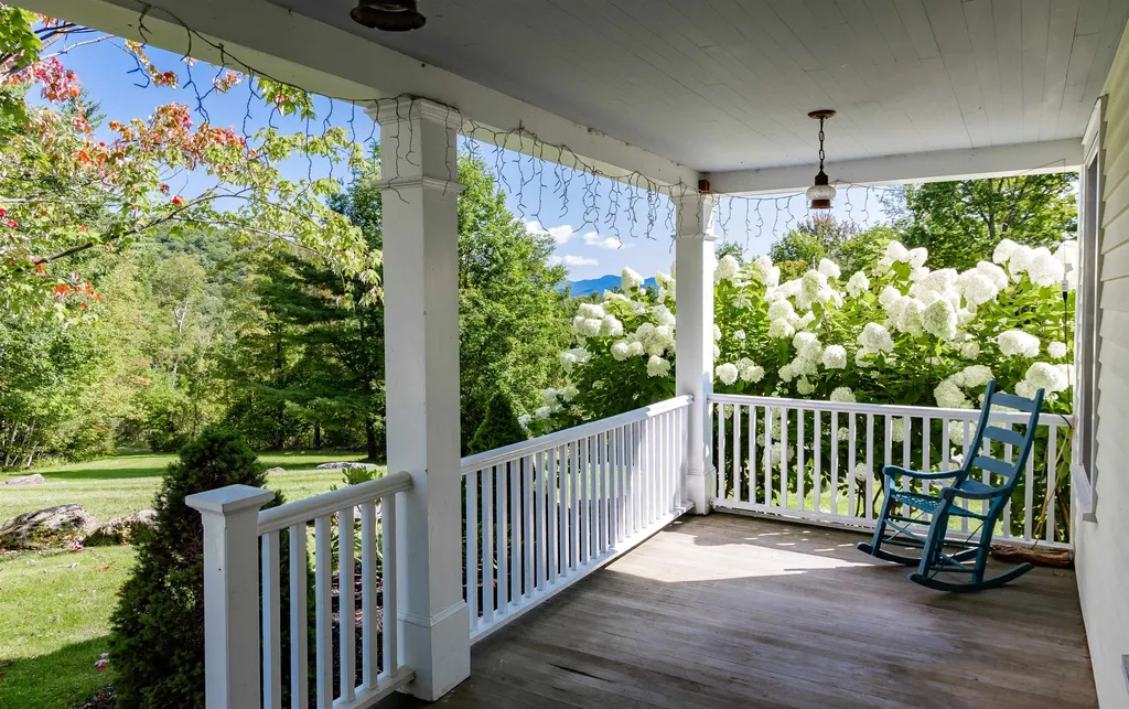 679 Old County Lane Richmond VT 05477