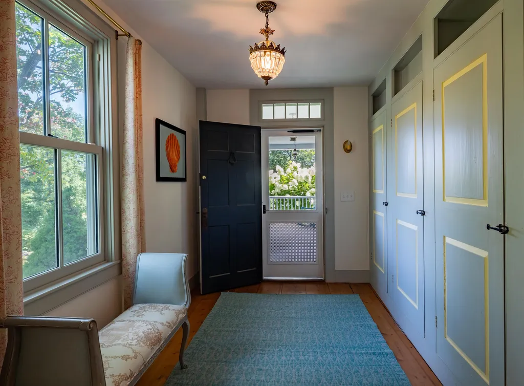 679 Old County Lane Richmond VT 05477