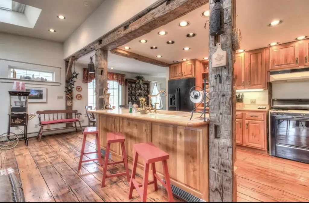 41 Lawrence Hill Road Weston VT 05161